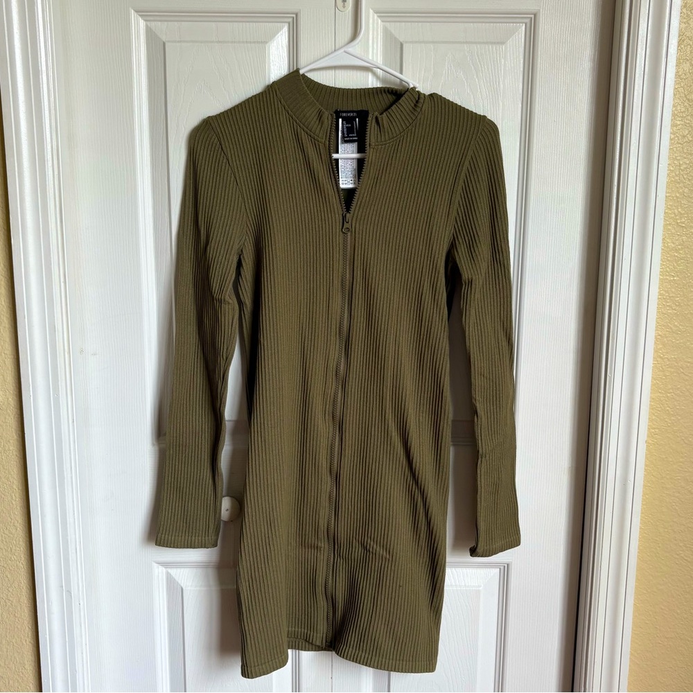 Forever 21 zipper dress